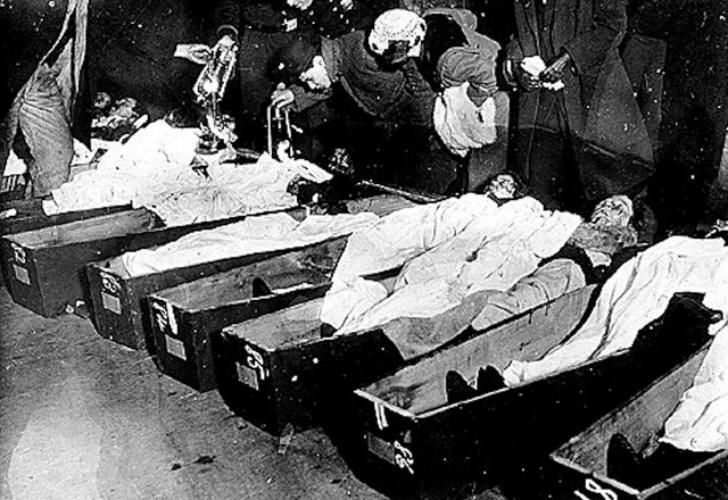 incendio 25 de marzo de 1911 nueva york, mueren más de 140 mujeres por encontrarse encerradas en el edificio.